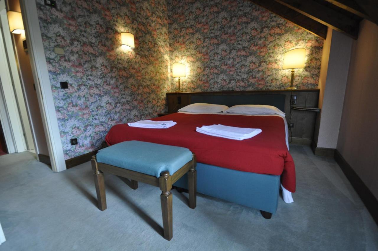 גאליו Hotel La Lepre Bianca מראה חיצוני תמונה