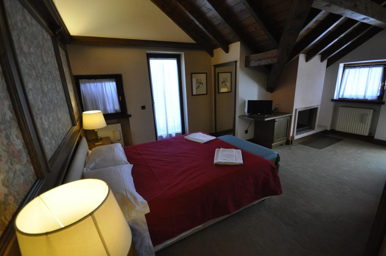 גאליו Hotel La Lepre Bianca מראה חיצוני תמונה