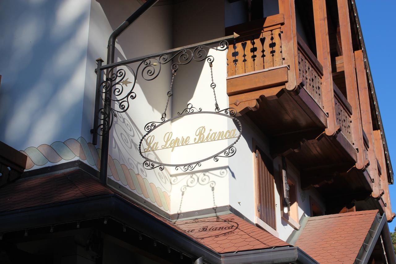 גאליו Hotel La Lepre Bianca מראה חיצוני תמונה