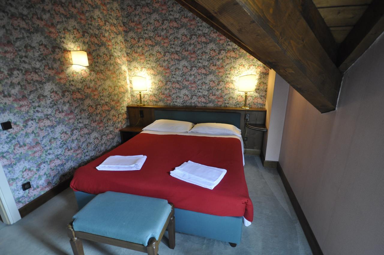 גאליו Hotel La Lepre Bianca מראה חיצוני תמונה
