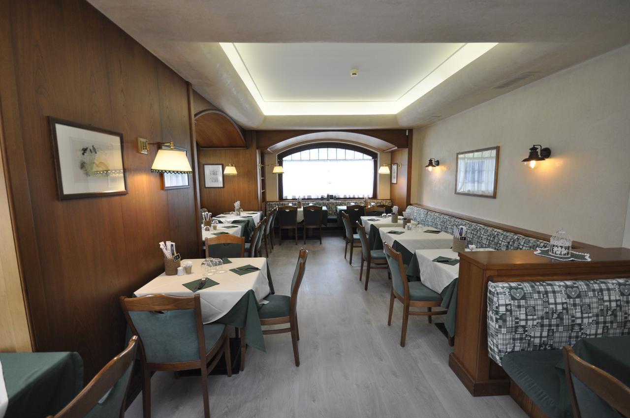 גאליו Hotel La Lepre Bianca מראה חיצוני תמונה